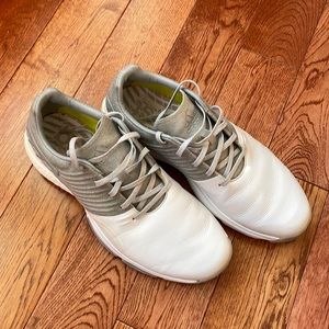 Adidas Leather Golf shoes (size 9)